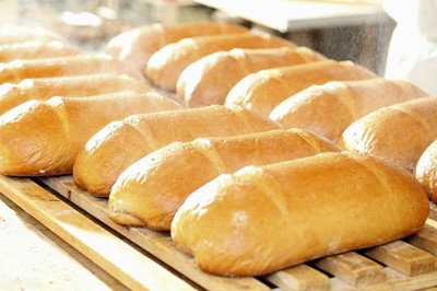 1236农产品:央视查处假全麦面包,你吃的面包真的健康么?